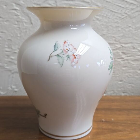 LENOX SERENADE VASE, VINTAGE - Picture 3 of 7